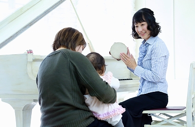 プロフィール写真 リトミックの先生