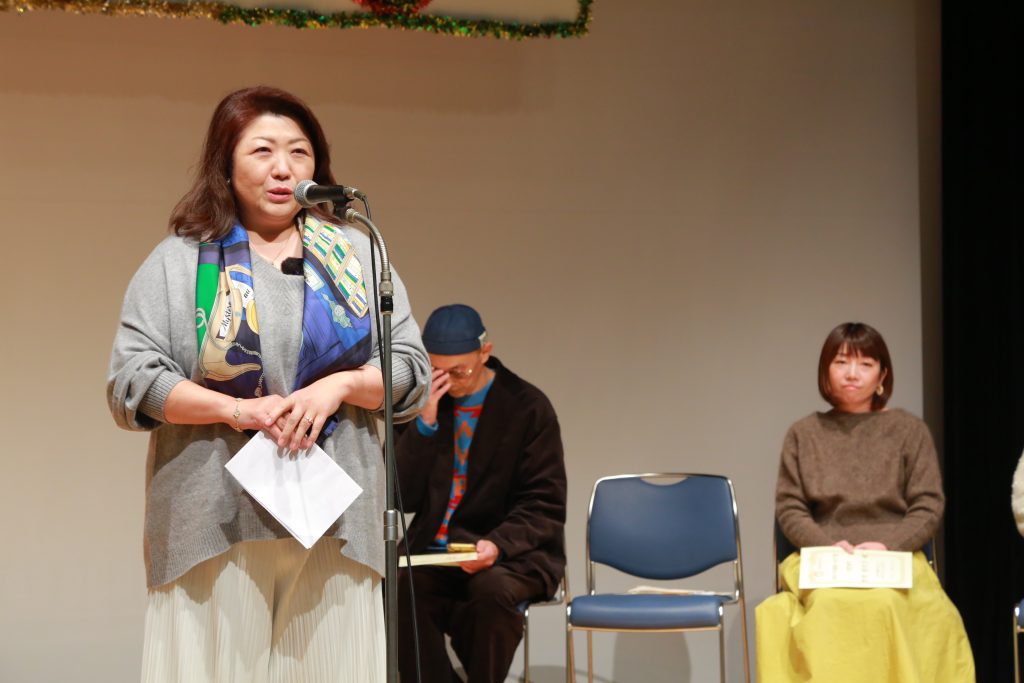 黒田千世